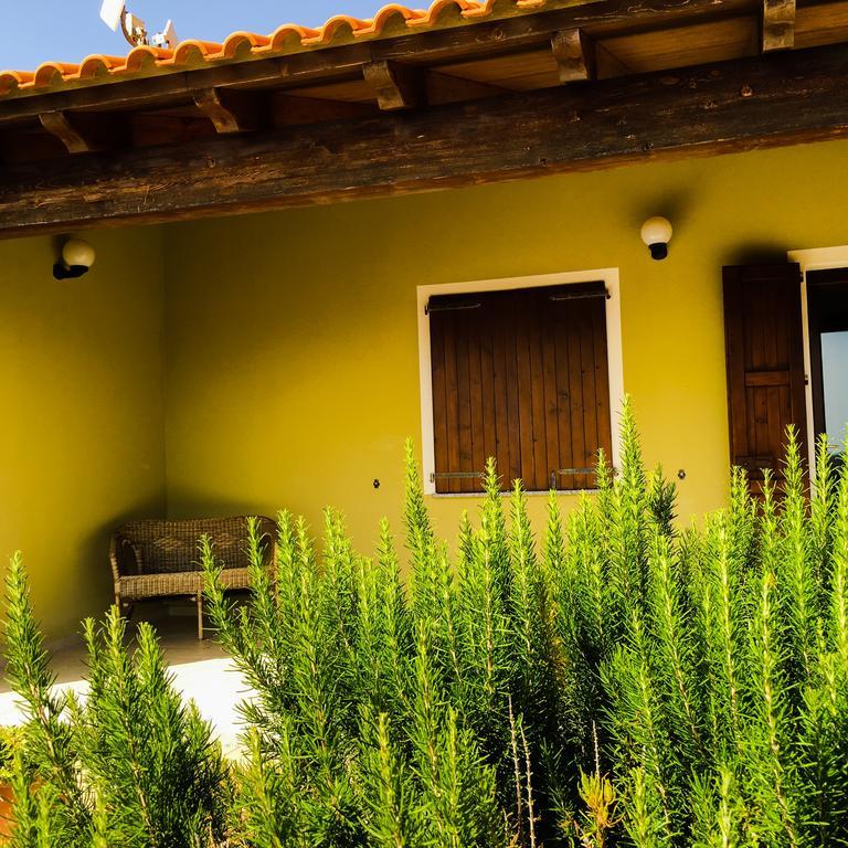 Majori Villa Fluminimaggiore Luaran gambar