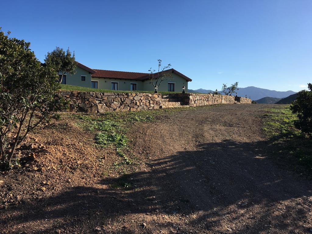 Majori Villa Fluminimaggiore Luaran gambar